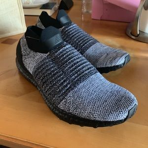 NWT Adidas Ultraboost Laceless Oreo Men 10.5